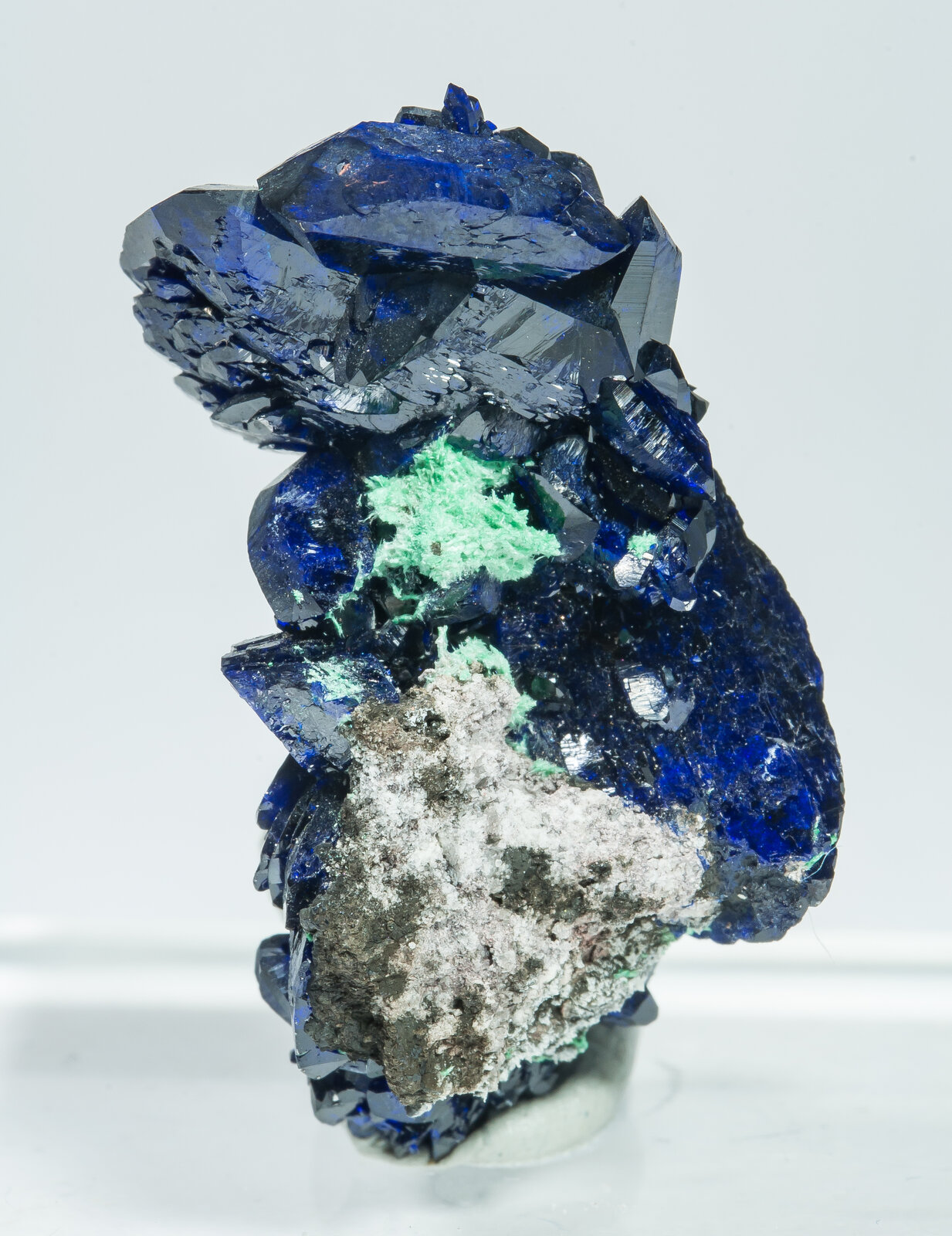 specimens/s_imagesAP9/Azurite-DBX56AP9r.jpg