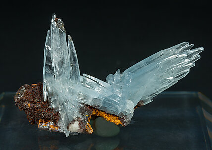 Baryte with limonite.