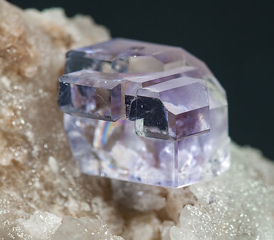 Fluorite on Calcite. Side