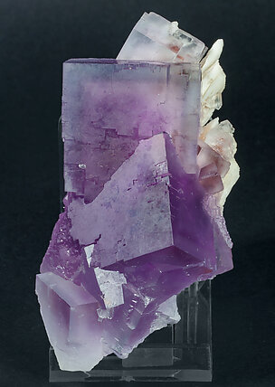 Fluorite with Baryte. Front