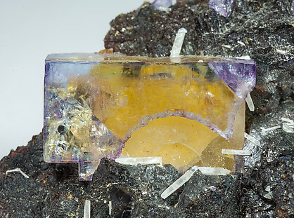 Fluorite with Sphalerite and Quartz. 