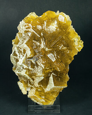 Fluorite with Baryte and Quartz. Side