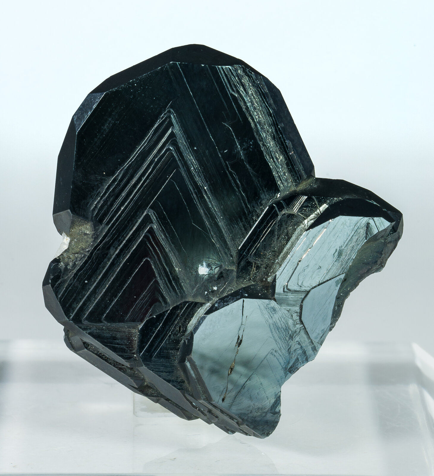 specimens/s_imagesAP9/Hematite-CFR86AP9f.jpg