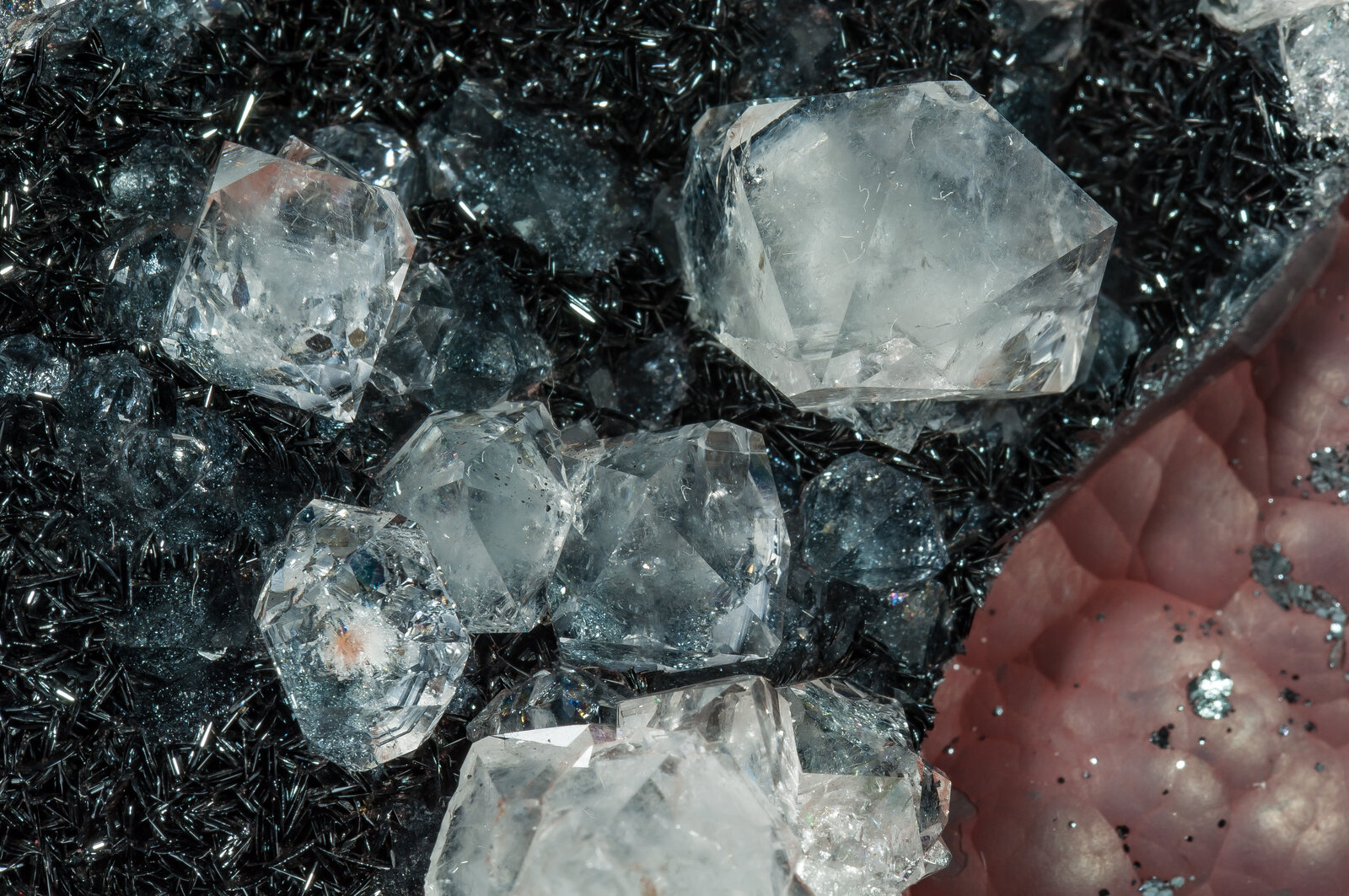 specimens/s_imagesAP9/Quartz-TBF70AP9d.jpg