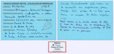 Millerita con Calcita y Pirita.