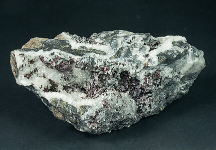 Kermesite with Quartz, Chalcopyrite and Stibnite. 