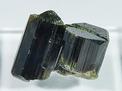 Vesuvianite (doubly terminated). 