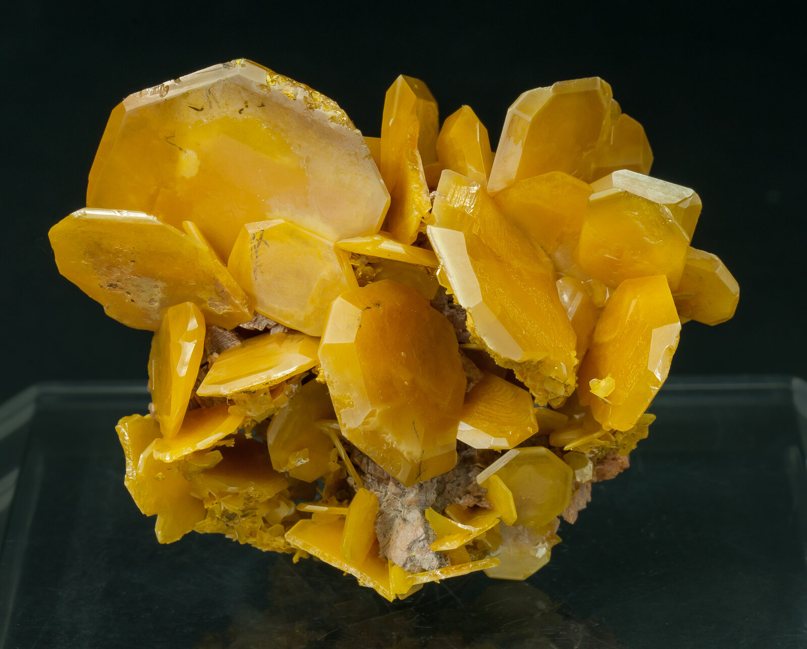 specimens/s_imagesAP9/Wulfenite-TCH47AP9r.jpg