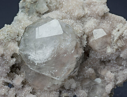 Analcime with Fluorapophyllite-(K). 