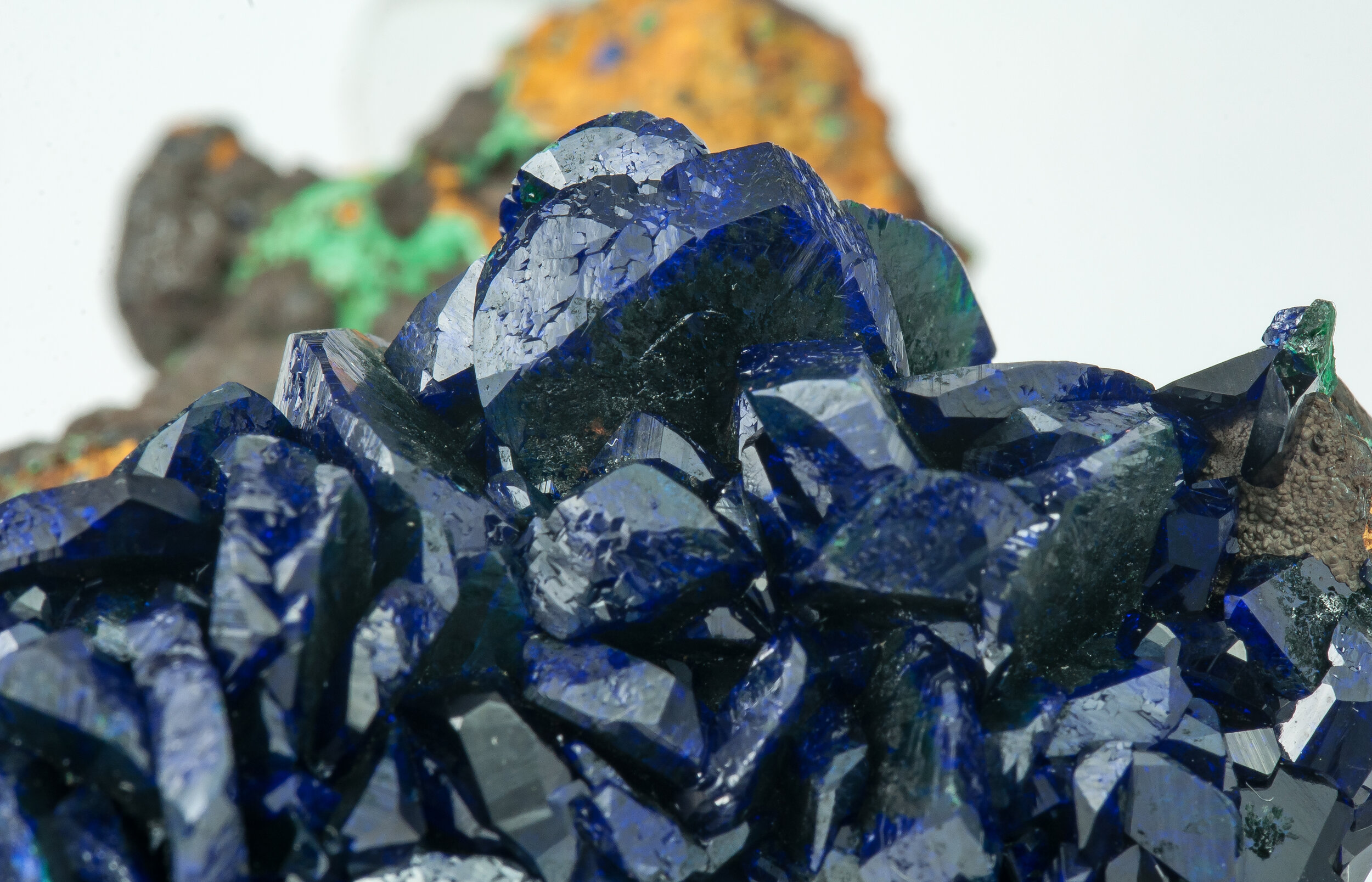 specimens/s_imagesAQ0/Azurite-TFR69AQ0d2.jpg