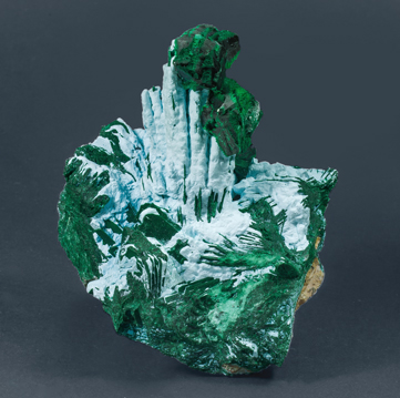 Kolwezite and Malachite after Co-rich Dolomite on Malachite and Chrysocolla after Baryte.