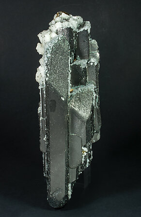 Ferberite with Calcite-Dolomite. Front