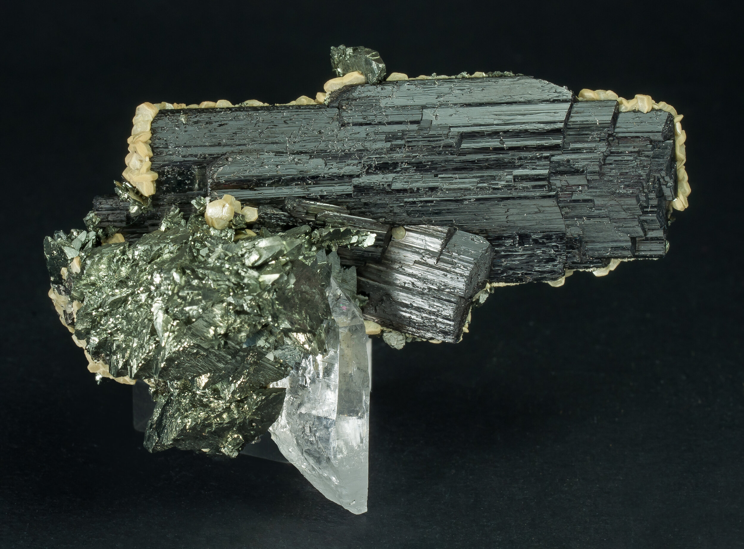 specimens/s_imagesAQ1/Ferberite-JFD243AQ1s.jpg