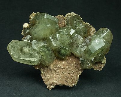 Fluorapatite, Siderite, Muscovite and Chlorite.