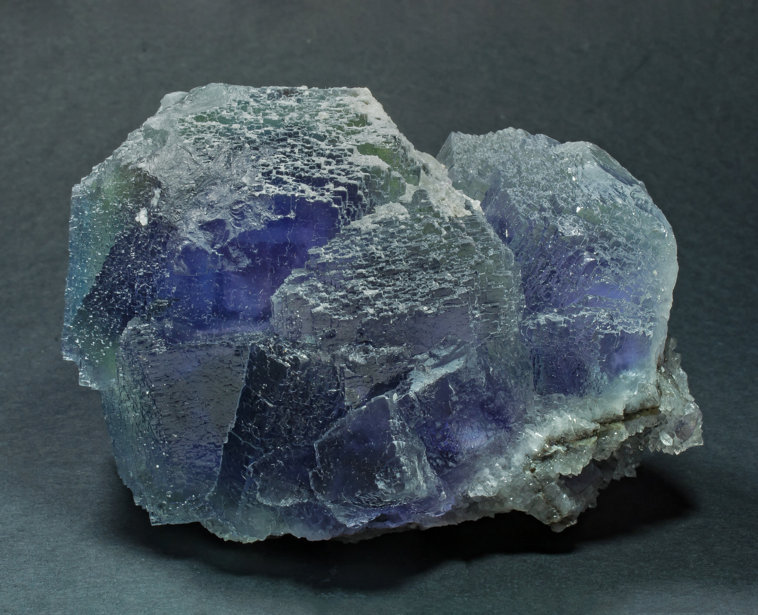 specimens/s_imagesAQ1/Fluorite-NRB70AQ1f.jpg