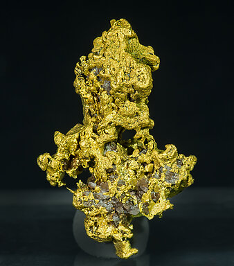 Gold with Quartz. Front