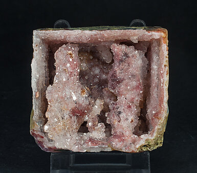 Quartz after Fluorite. Front