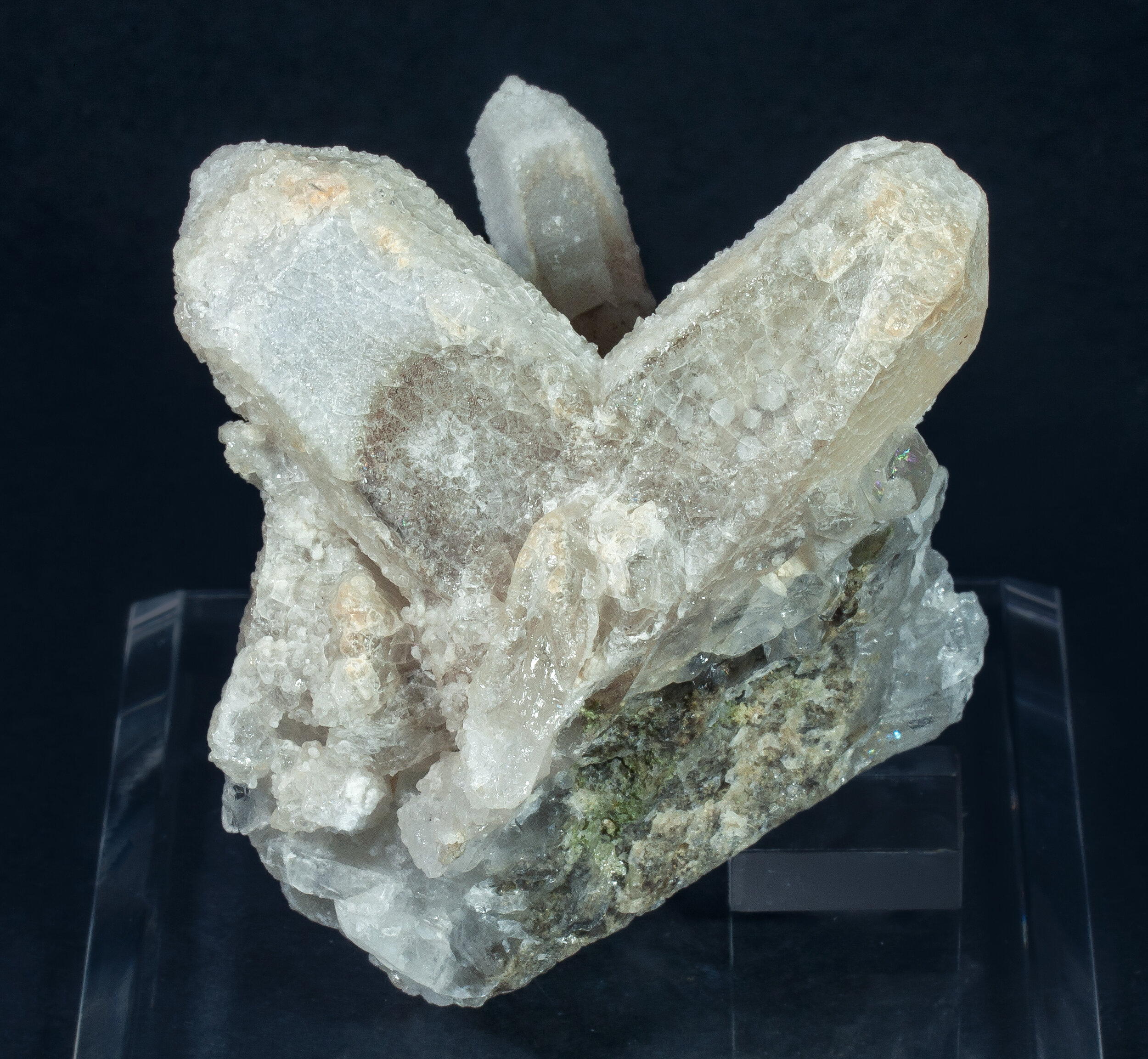 specimens/s_imagesAQ1/Quartz-TFH47AQ1r.jpg