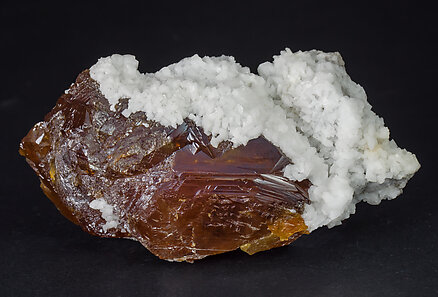 Sphalerite with Dolomite. Front