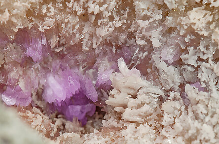 Talmessite with Calcite and Calcite (variety Co-bearing calcite). 