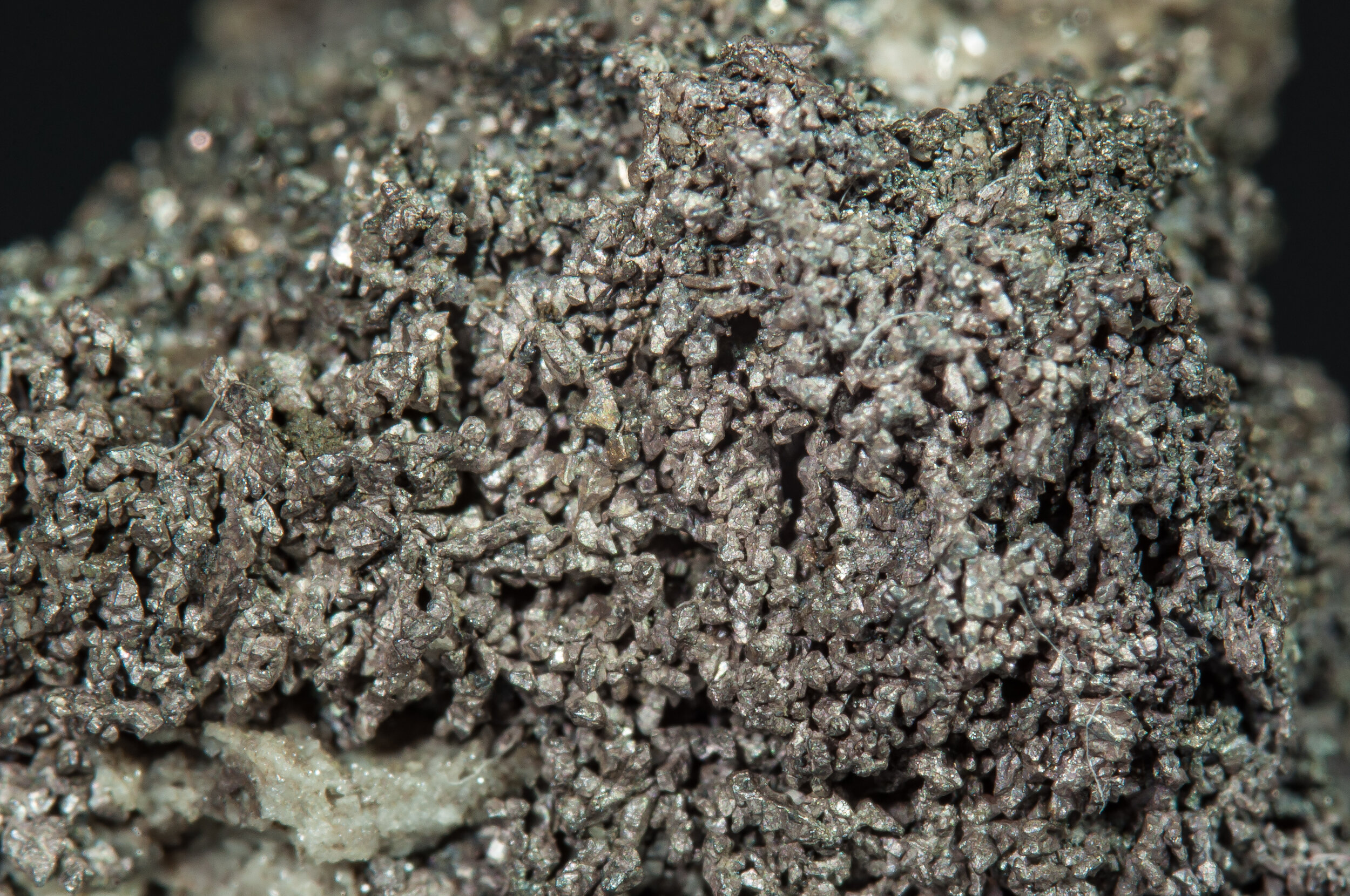 specimens/s_imagesAQ1/Silver-JFD237AQ1d.jpg