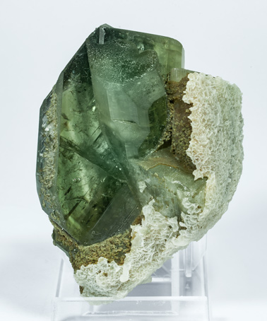 Fluorapatite with Calcite and Chlorite. Side