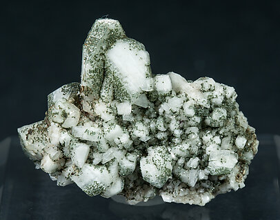 Albite, Chlorite.