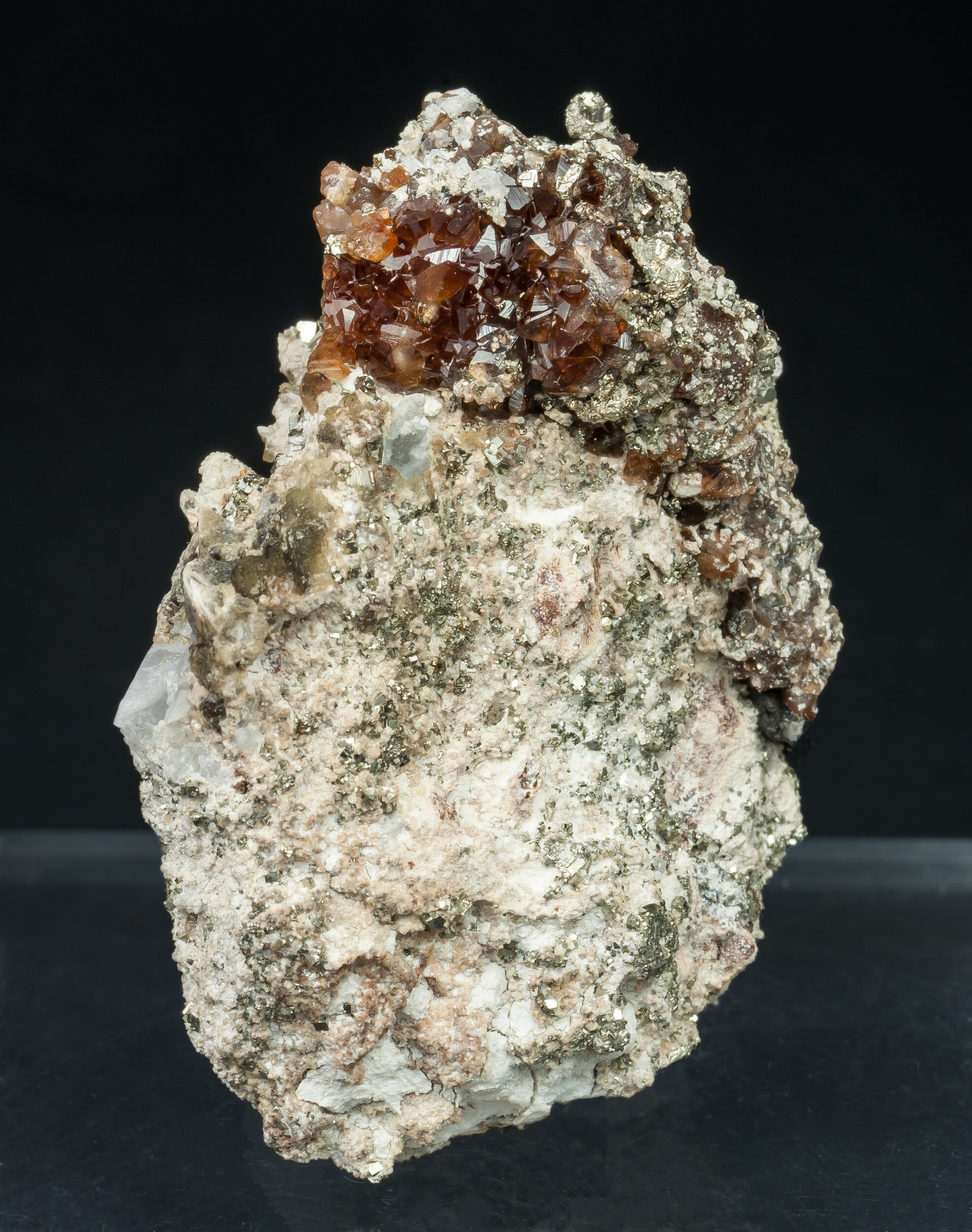 specimens/s_imagesCM/Andradite-22TRM65_f.jpg