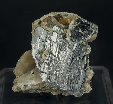 Arsenopyrite, Siderite, Ferberite. Front