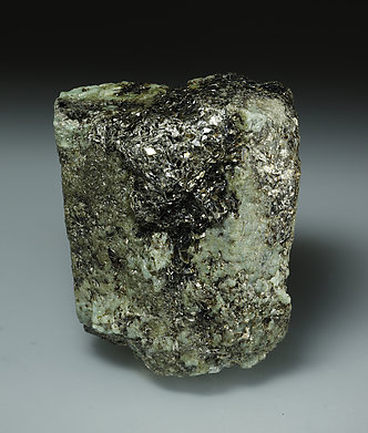 Beryl (variety emerald), Phlogopite. 