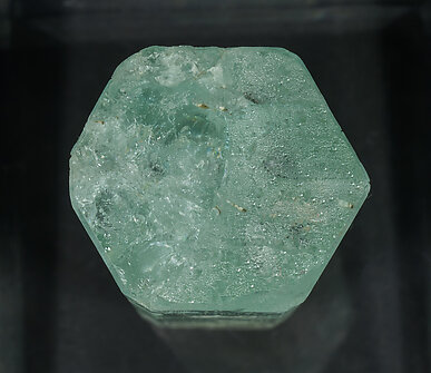 Beryl (variety aquamarine). Top