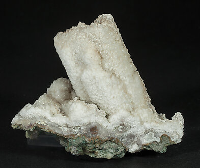 Calcite (variety kanonenspat), Quartz. Front