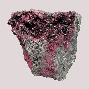 Erythrite, Skutterudite. 