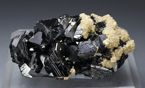 Sphalerite, Siderite. 