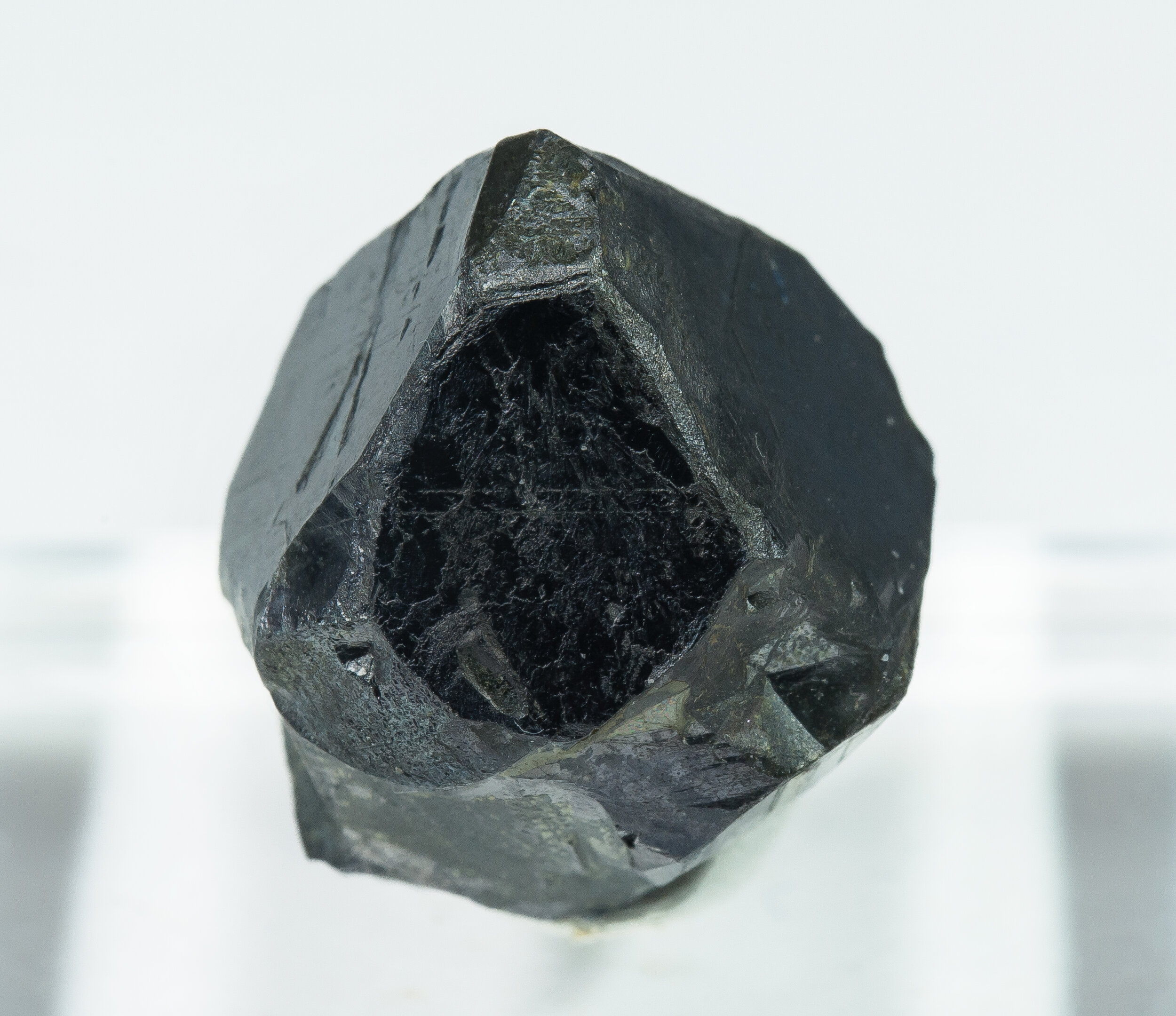 specimens/s_imagesCM/Magnetite-22TCB90_f.jpg