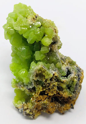 Pyromorphite. Natural light