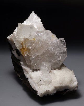 Powellite, Fluorapophyllite-(K).