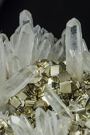 Quartz, Pyrite. Detail