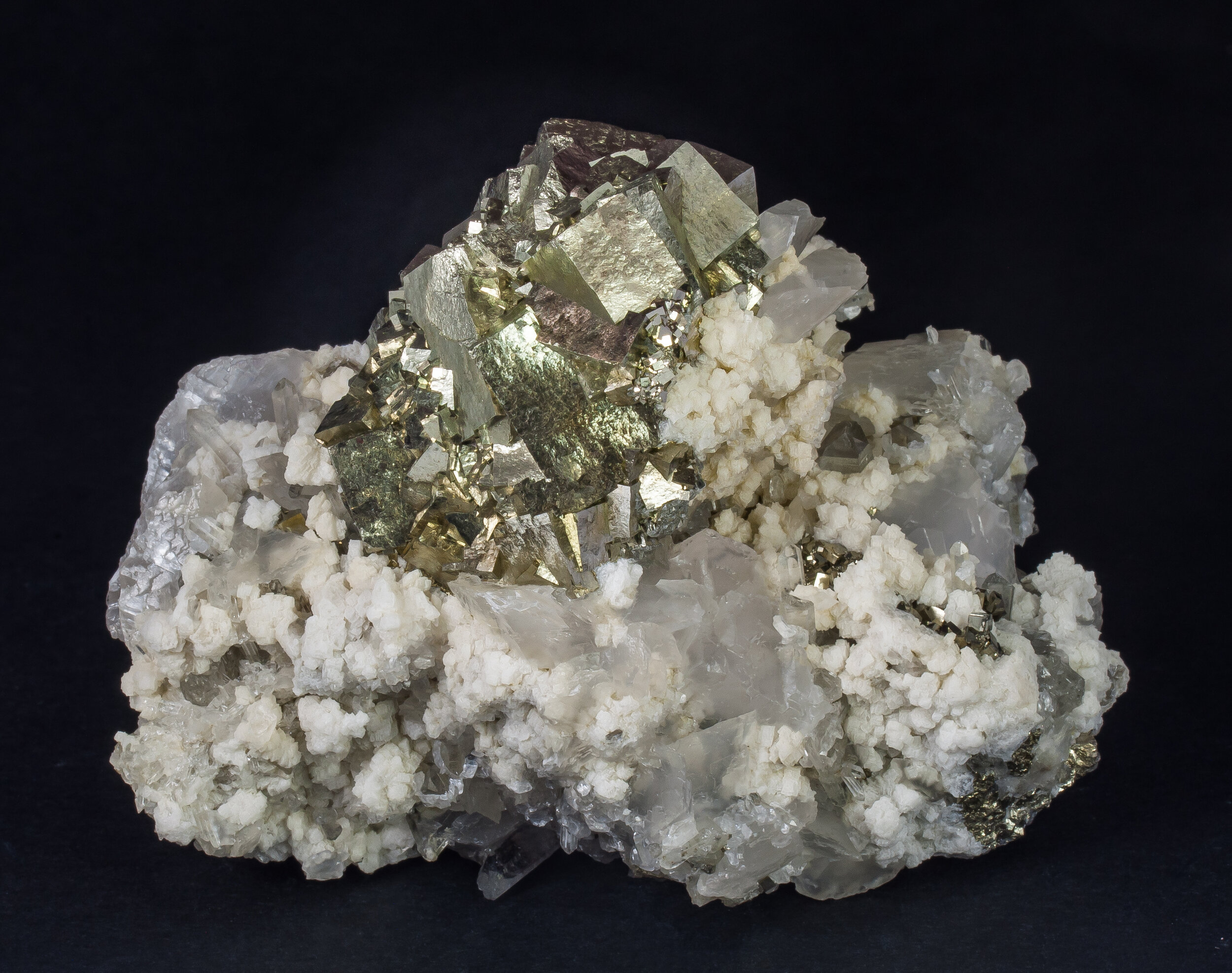 specimens/s_imagesCM/Pyrite-TLB140_f.jpg