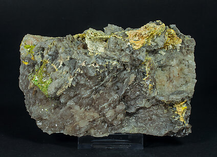 Pyromorphite after Galena, Quartz. Front