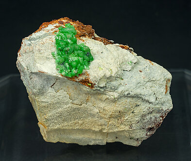 Pyromorphite. Front