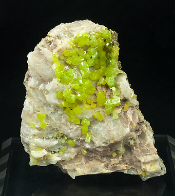 Pyromorphite, Baryte. Front