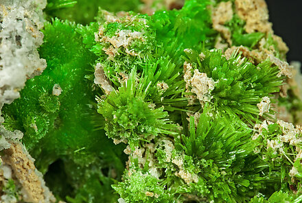 Pyromorphite. Detail