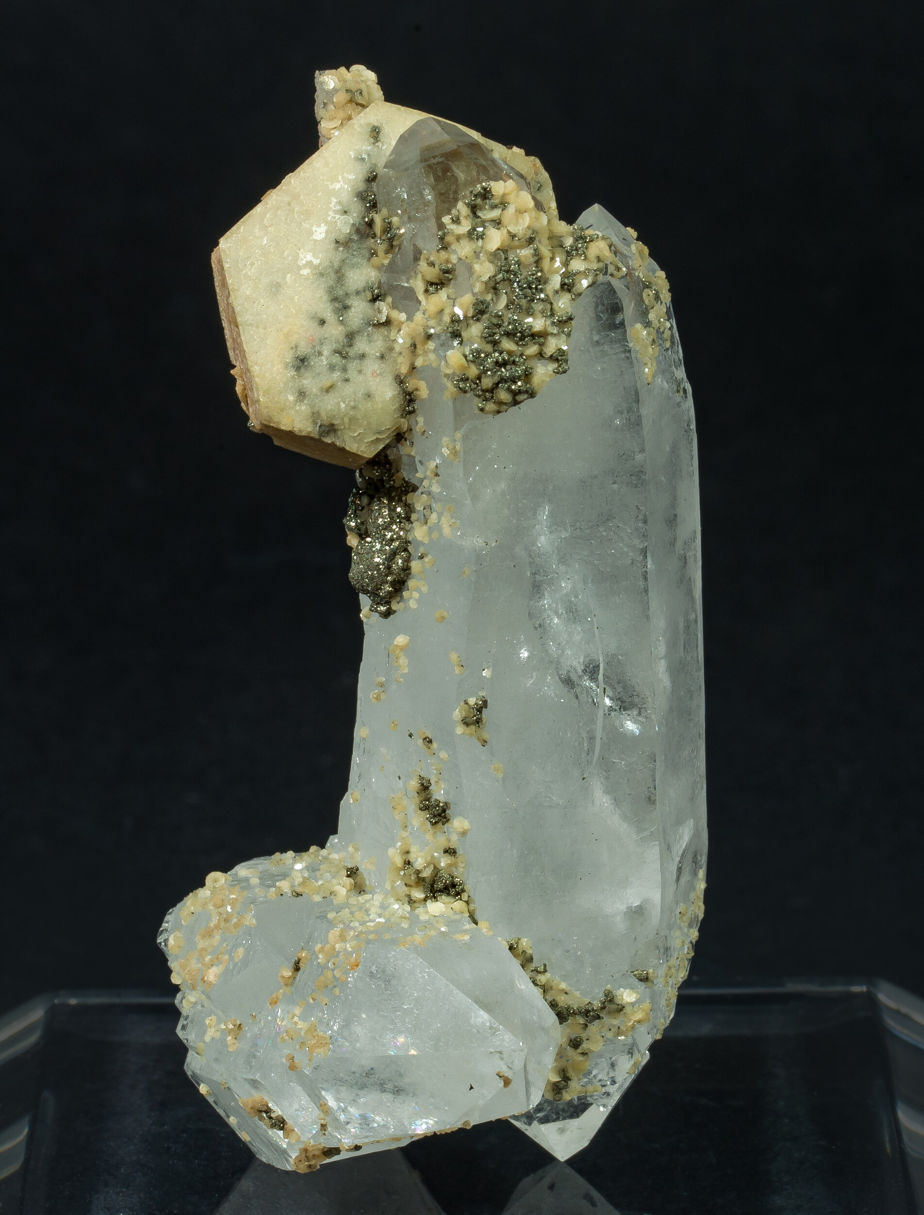 specimens/s_imagesCM/Siderite-23TJA90_f.jpg