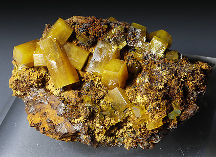 Wulfenite.