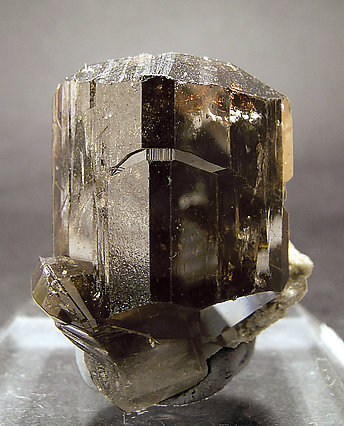 Cassiterite doubly terminated.