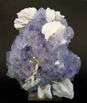 Fluorite with Baryte.