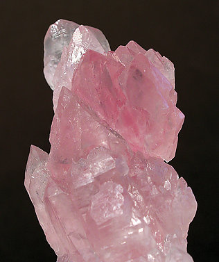 Cuarzo (variedad cuarzo rosa). 