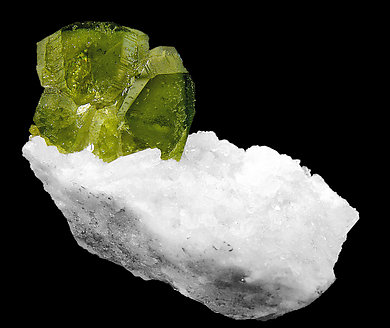 Titanite on Albite.