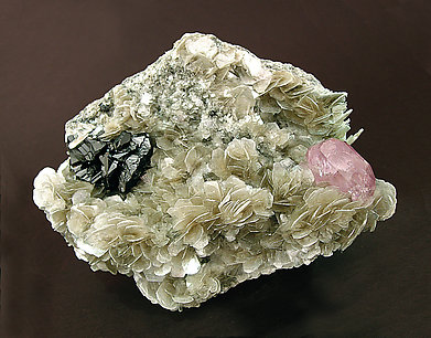 Fluorapatite with Cassiterite and Mica. 